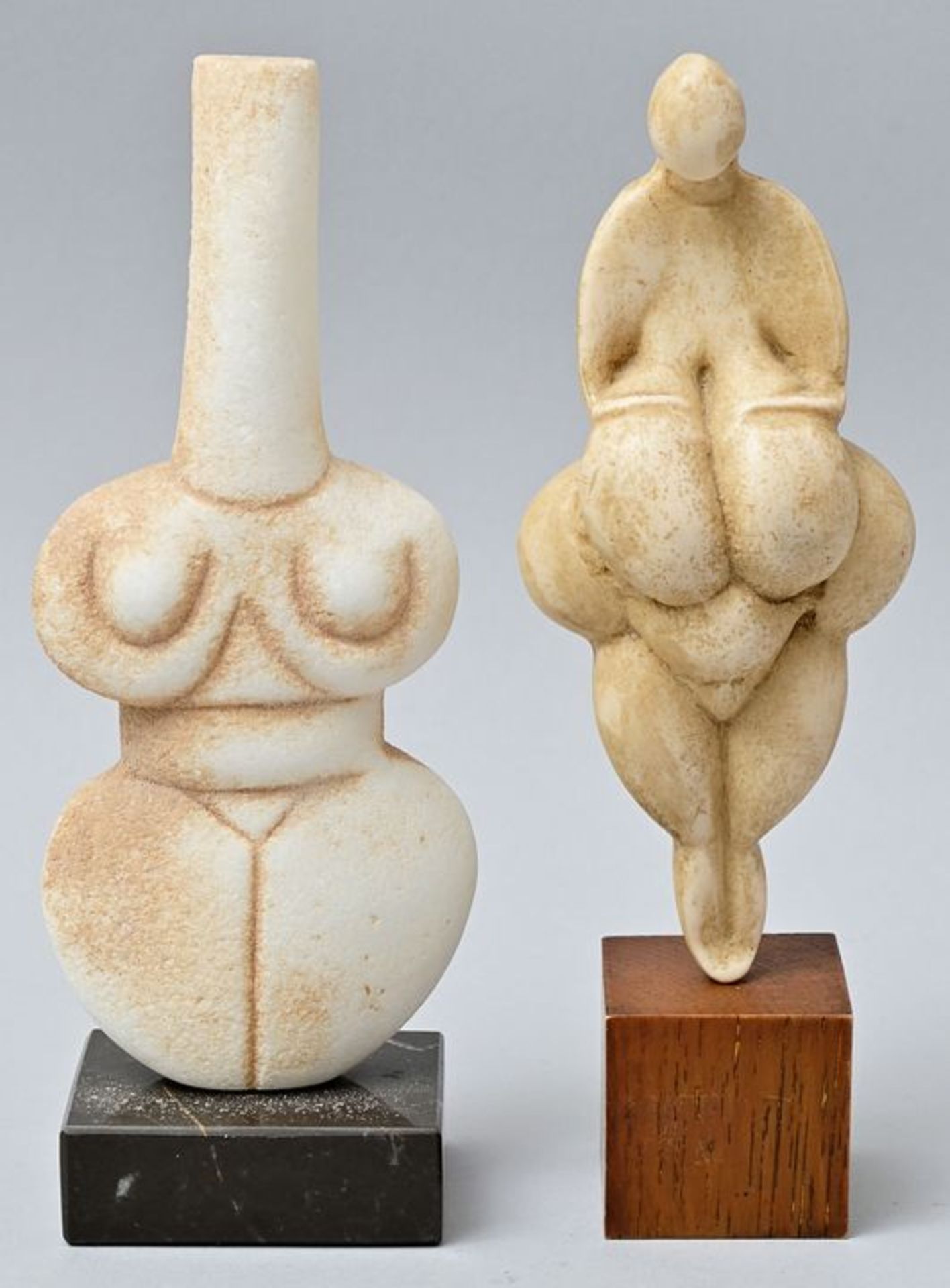 Weibliche Idole, Replika/ replica of female idols