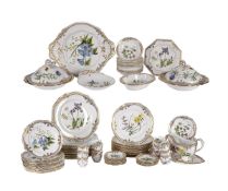 A SPODE 'STAFFORD FLOWERS' PART DINNER SERVICE