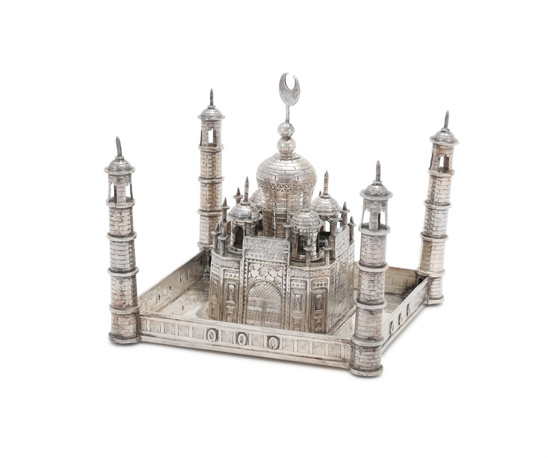A CHINESE SILVER COLOURED MODEL OF THE TAJ MAHALMAKER'S MARK YLS - Image 2 of 3
