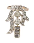 AN EARLY 20TH CENTURY DIAMOND DRESS RING