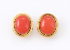 Y A PAIR OF OVAL CABOCHON CORAL EAR CLIPS