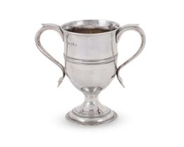 A GEORGE III SILVER TWIN HANDLED PEDESTAL CUPPETER & WILLIAM BATEMAN, LONDON 1806