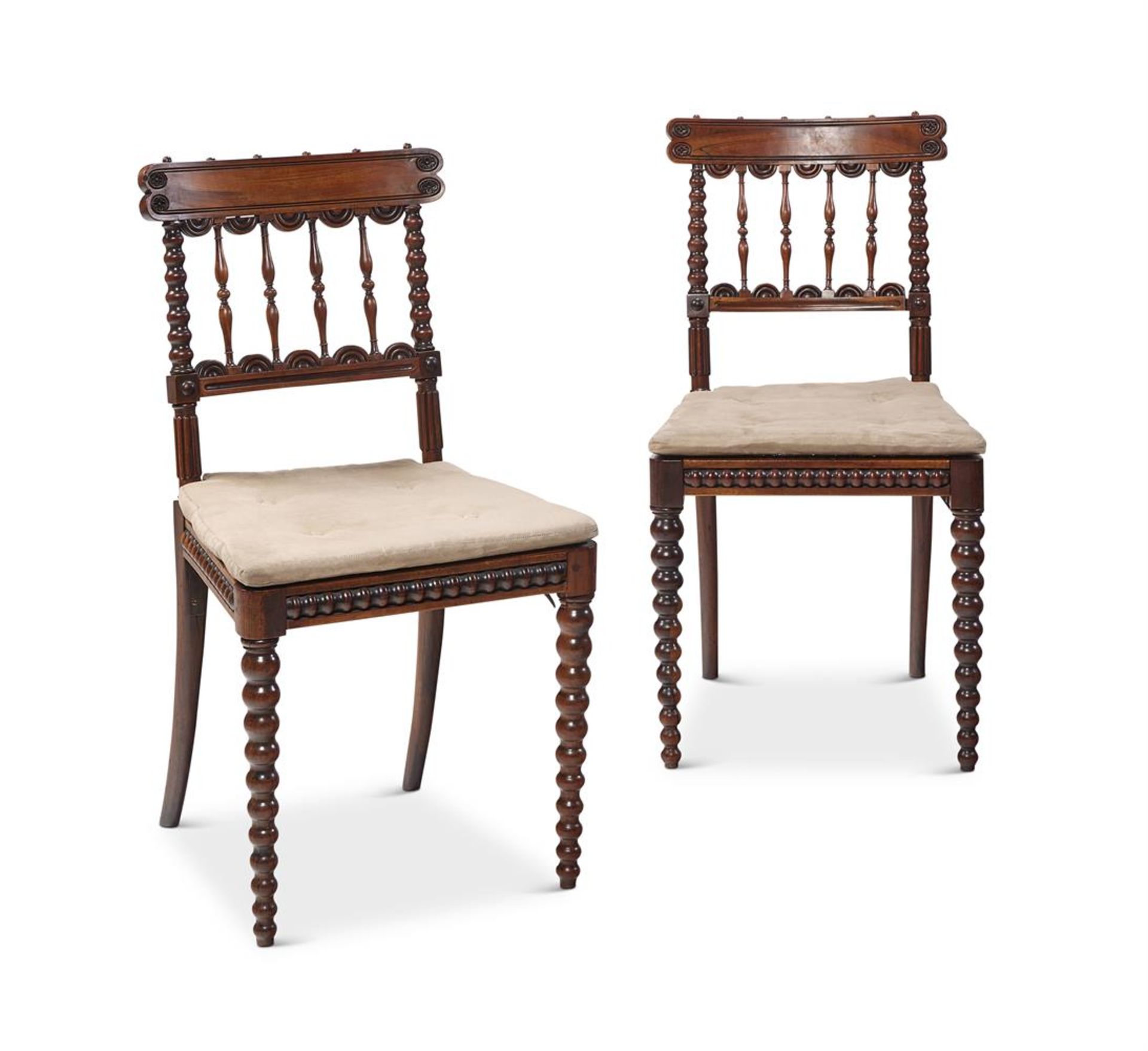 A SET OF SIX GEORGE IV GONCALO ALVES SIDE CHAIRS PROBABLY ANGLO-INDIAN - Bild 2 aus 3
