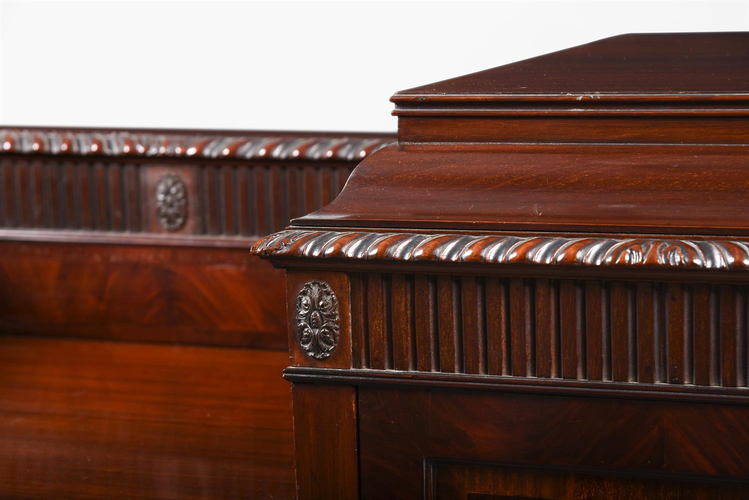 A MAHOGANY AND CROSSBANDED SIDEBOARD IN GEORGE III STYLE - Image 2 of 2