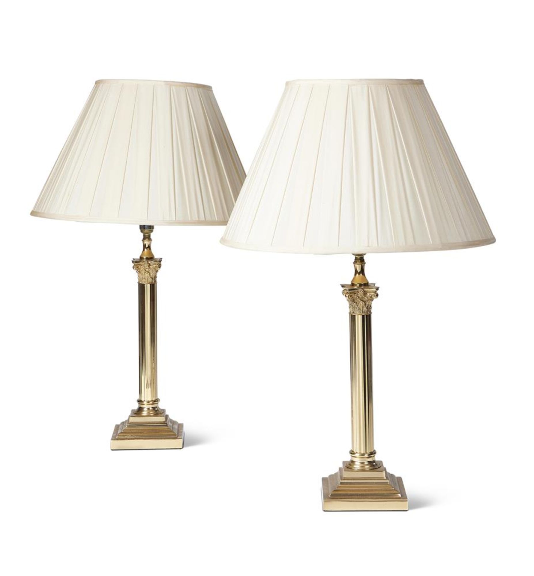 A PAIR OF BRASS CORINTHIAN COLUMN BASE LAMPS, MODERN