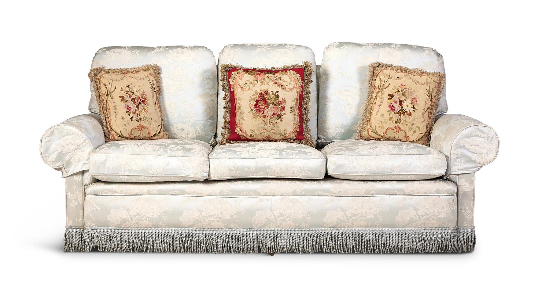 A DAMASK UPHOLSTERED THREE-SEAT SOFAIN THE MANNER OF HOWARD & SONS - Image 3 of 3