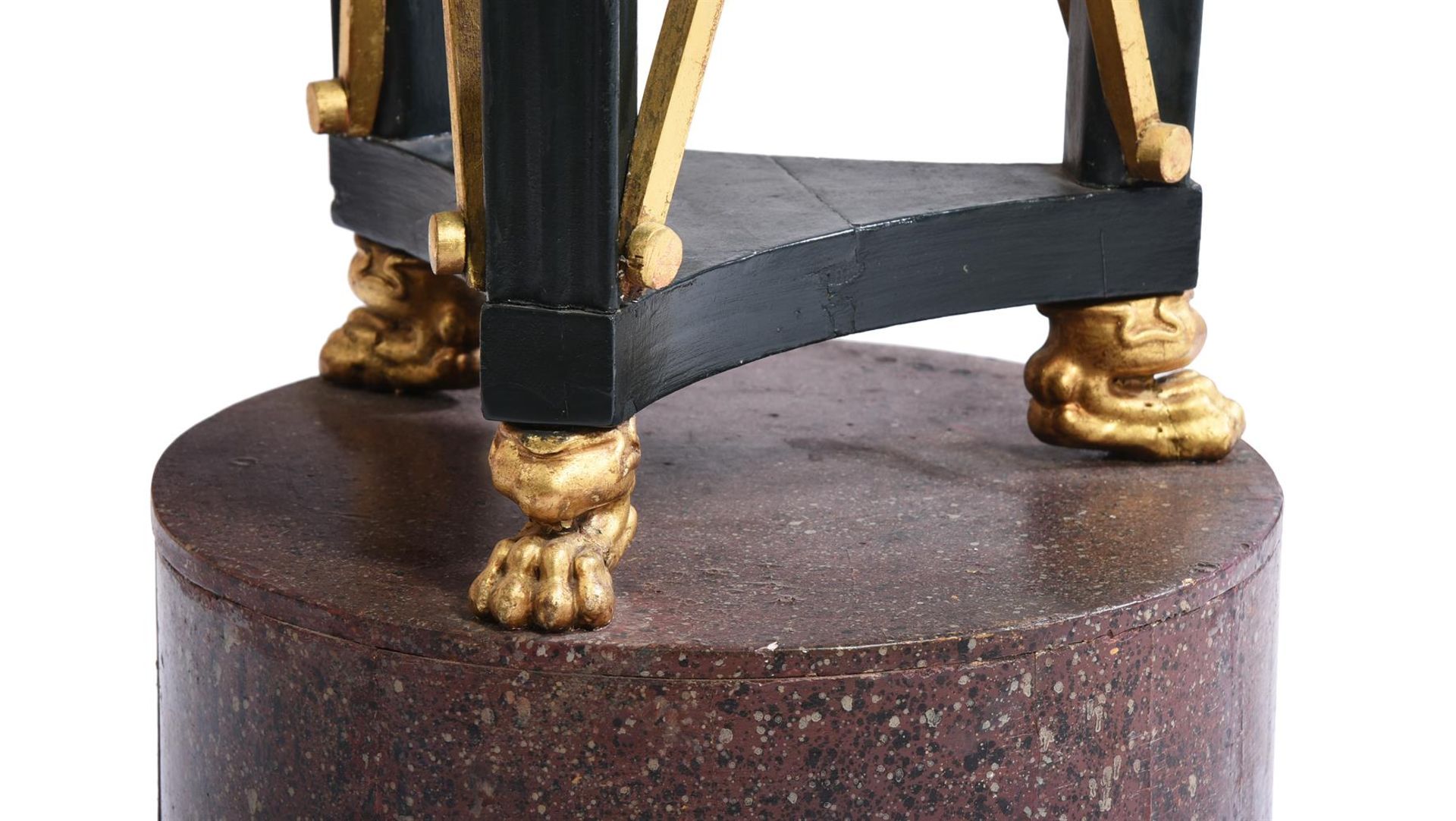 A PAIR OF EBONISED, PARCEL GILT AND SIMULATED PORPHYRY TORCHERES - Image 4 of 4