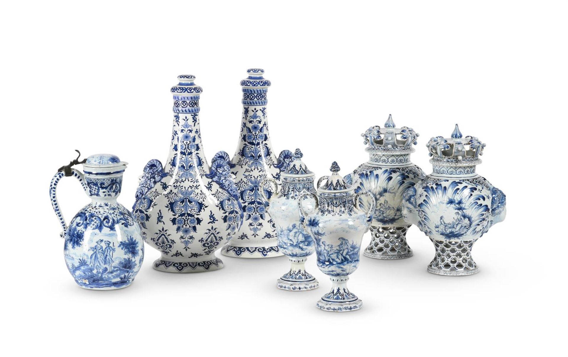 A SELECTION OF LATER BLUE AND WHITE DUTCH DELFT, LATE 19TH AND 20TH CENTURIES