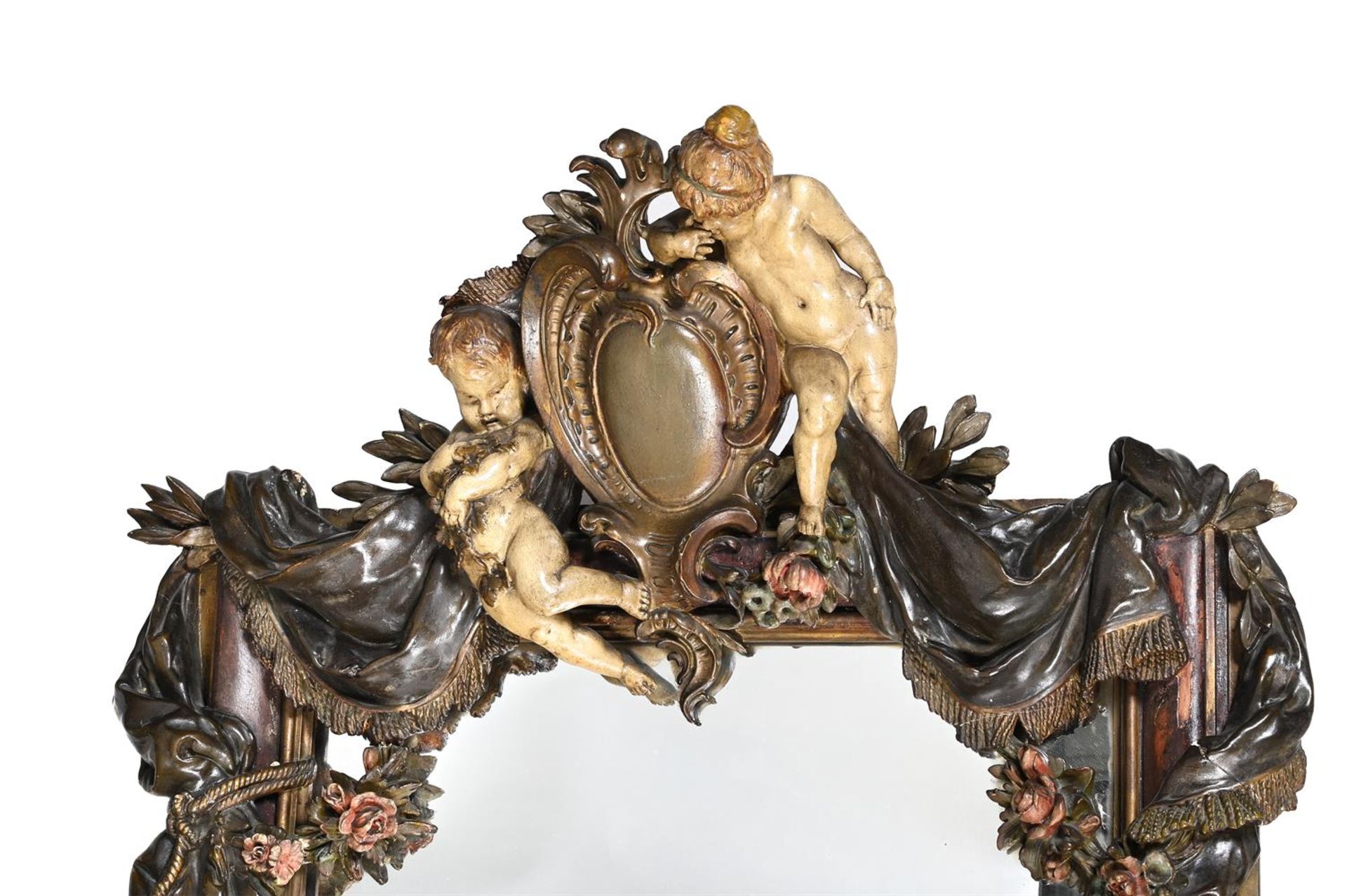 A CONTINENTAL PAINTED COMPOSITION WALL MIRROR, EARLY 20TH CENTURY - Bild 2 aus 4