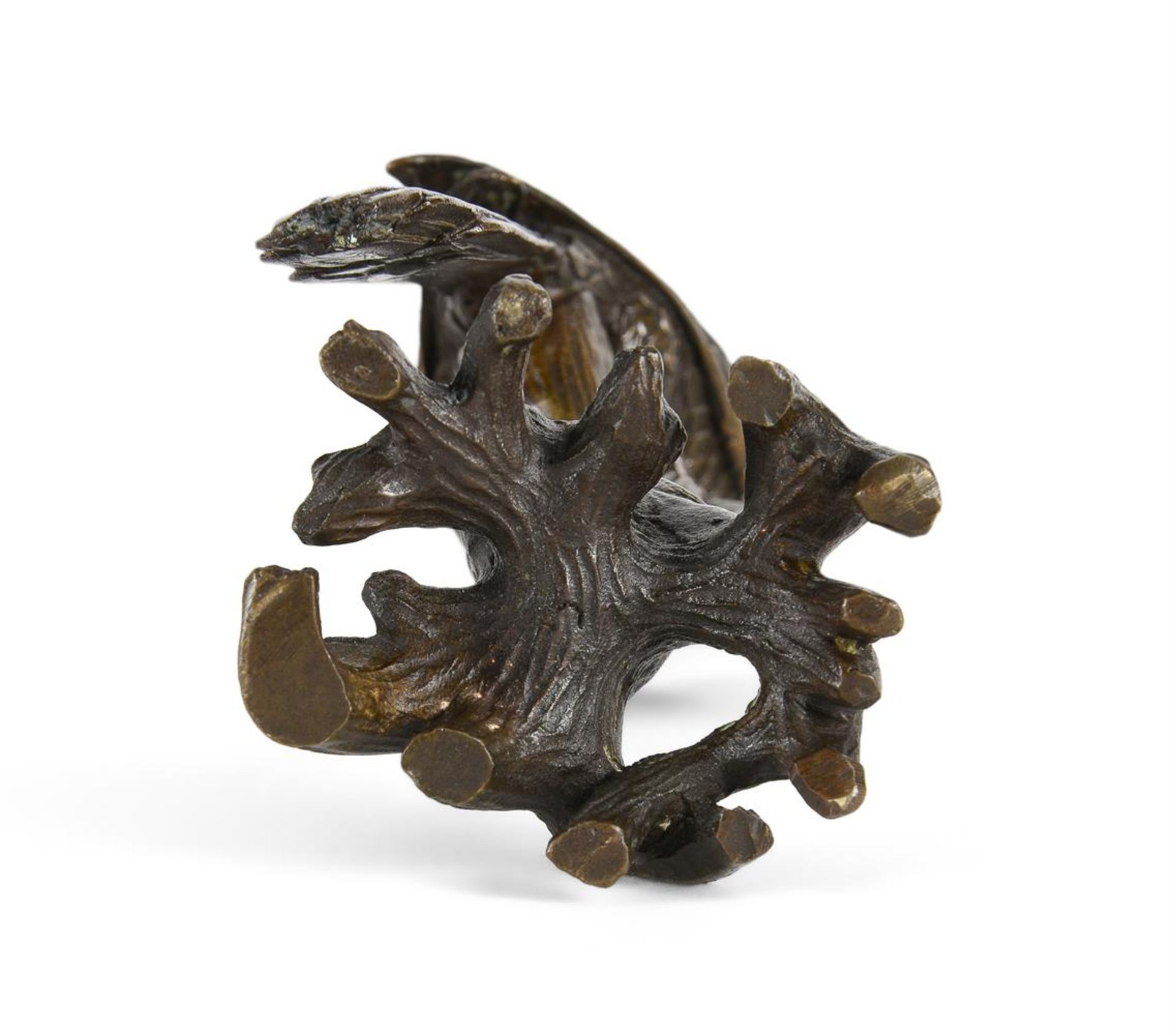 AN ANIMALIER BRONZE OF A PARROT ON A TREE STUMP POSSIBLY AUSTRIAN, LATE 19TH CENTURY - Image 3 of 3