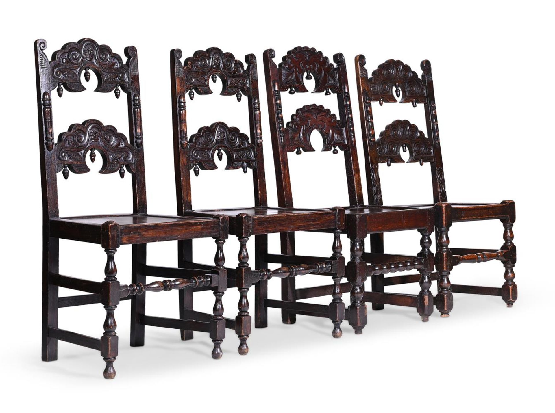 A HARLEQUIN SET OF EIGHT DERBYSHIRE TYPE DINING CHAIRS, VARIOUS DATES 18TH AND 19TH CENTURY - Bild 2 aus 5