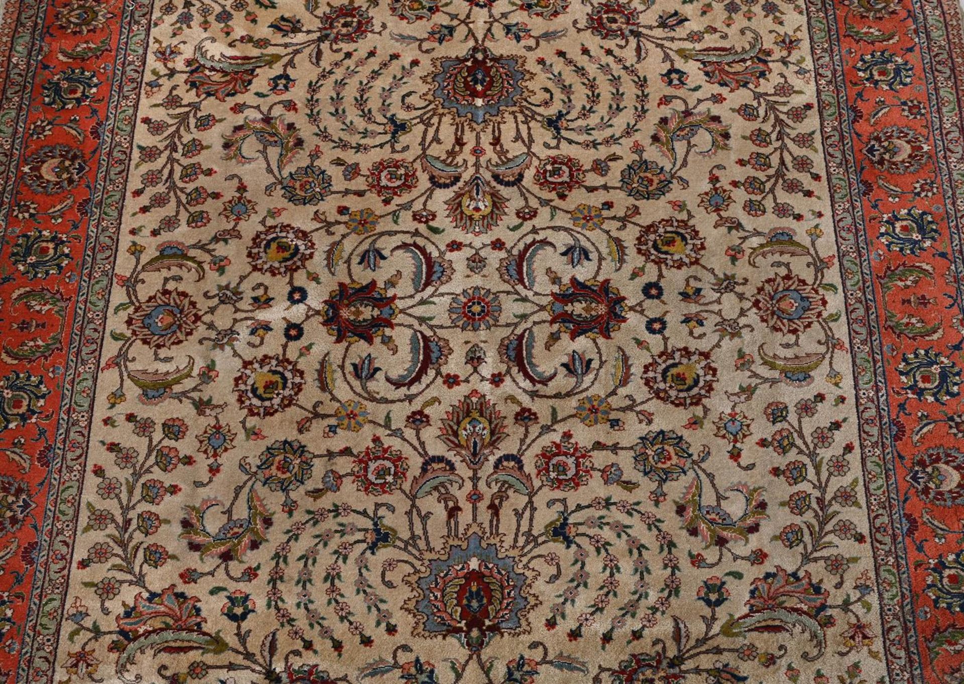 A PERSIAN TABRIZ CARPET - Image 2 of 3