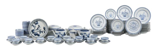 A LARGE QUANTITY OF ASSORTED BLUE AND WHITE CERAMICS