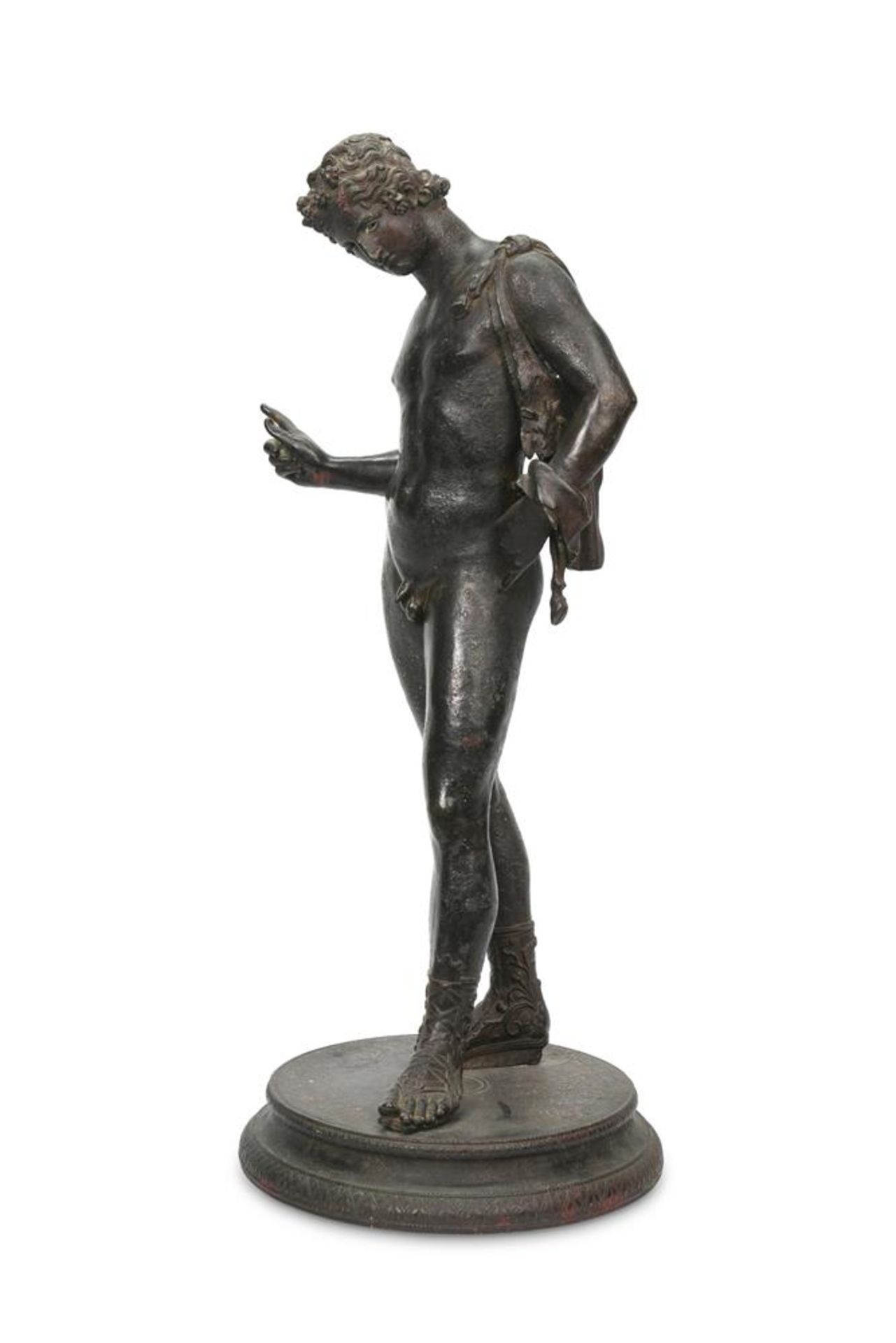 AFTER THE ANTIQUE, AN NEAPOLITAN BRONZE FIGURE OF NARCISSUS CAST BY SABATINO, LATE 19TH CENTURY - Bild 2 aus 3