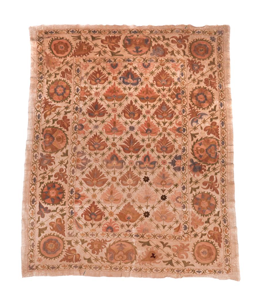 A LARGE CREWEL WORK PANEL, LATE 19TH OR EARLY 20TH CENTURY