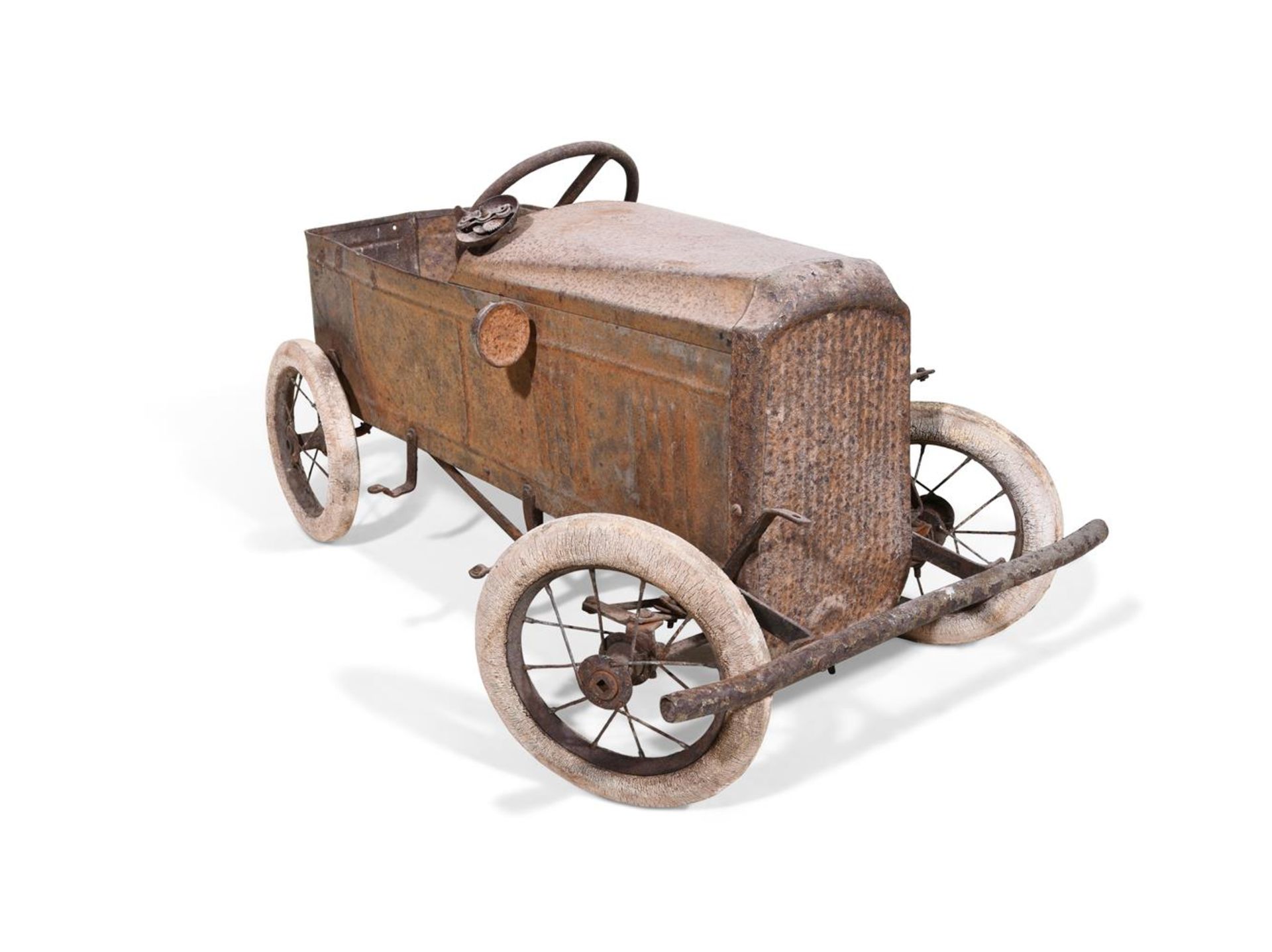 A CHILD'S TIN MODEL PEDAL CAR, EARLY 20TH CENTURY - Image 3 of 3