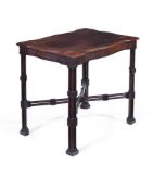 A MAHOGANY CENTRE OR WRITING TABLE, IN GEORGE III STYLE, EARLY 20TH CENTURY