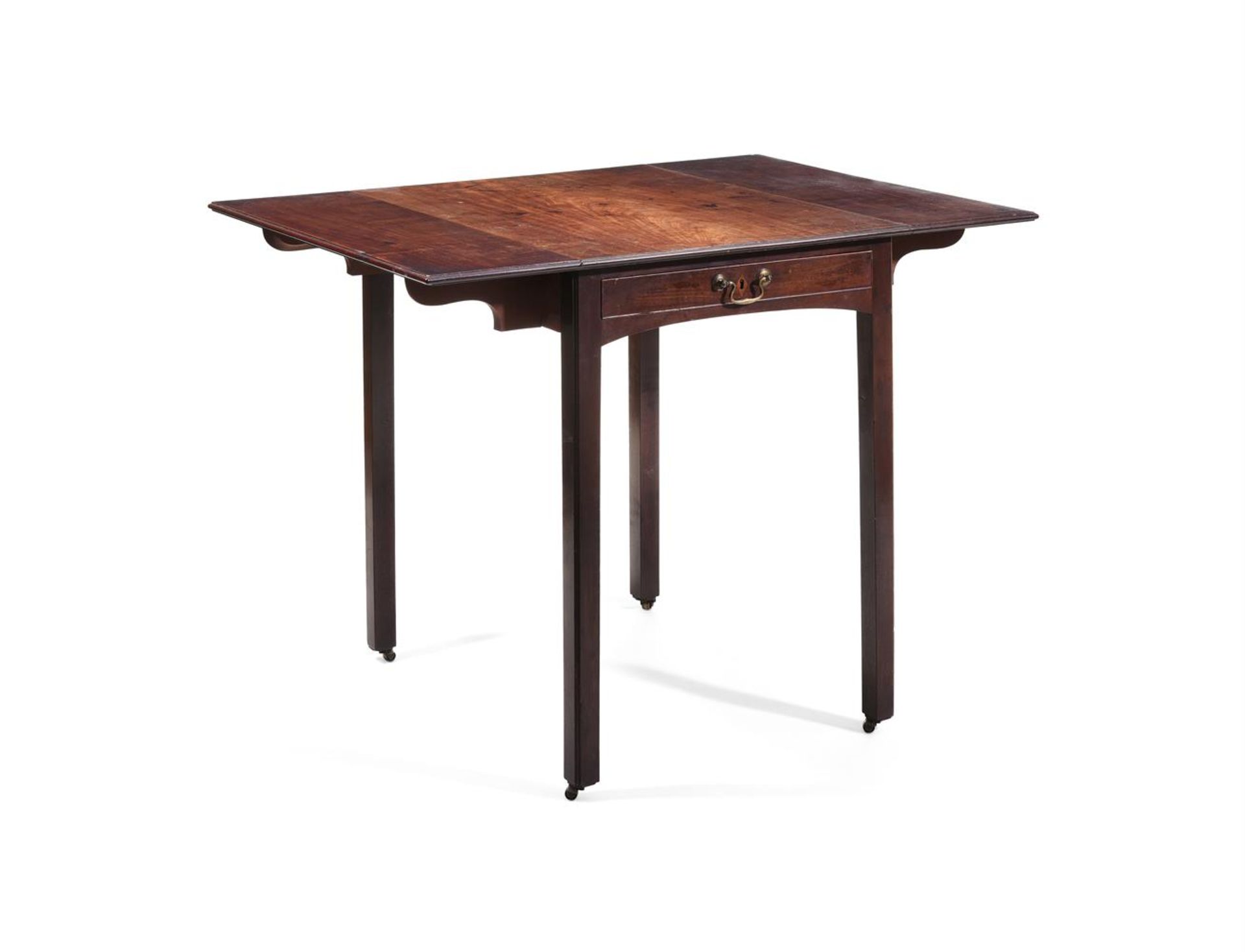 A GEORGE III MAHOGANY PEMBROKE TABLE, IN THE MANNER OF THOMAS CHIPPENDALE - Image 2 of 3