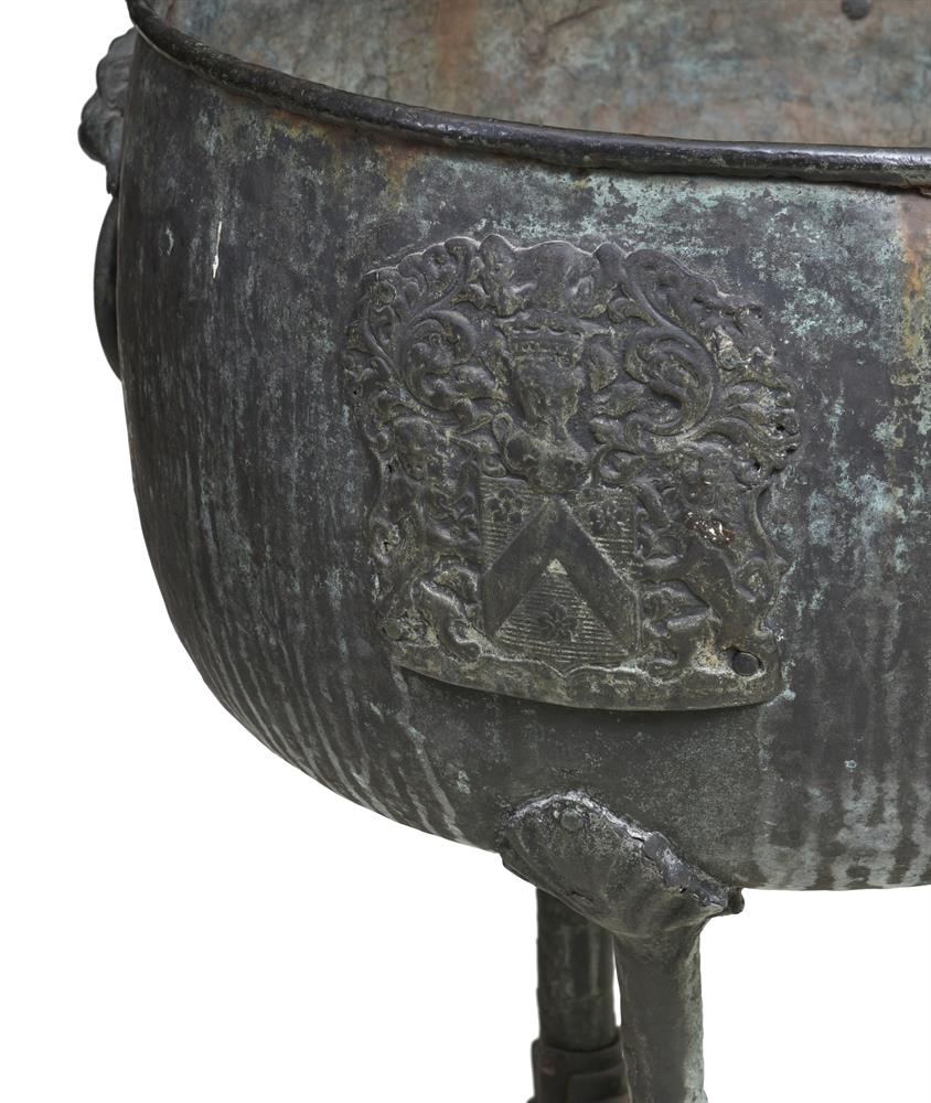 A LARGE VERDIGRIS COPPER PLANTER, 19TH CENTURY - Image 3 of 5