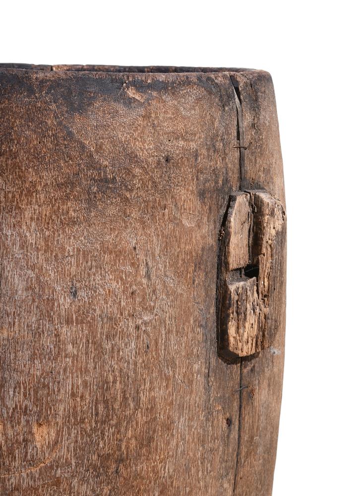 A LARGE PALMWOOD PLANTER OR LOG BIN, LATE 19TH OR EARLY 20TH CENTURY - Image 4 of 4