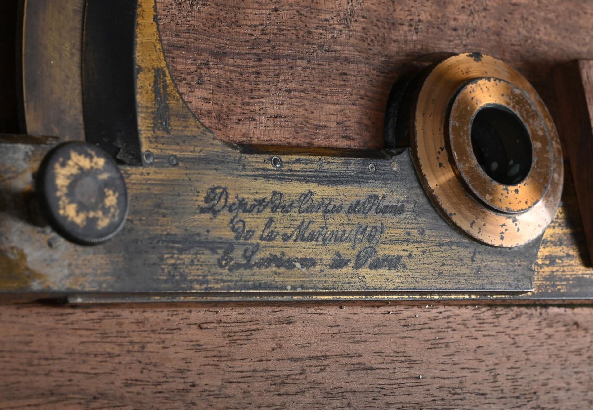 Y A FRENCH WALNUT-CASED PART SET OF NAVAL ARCHITECT OR CARTOGRAPHERS DRAWING INSTRUMENTS - Image 4 of 11