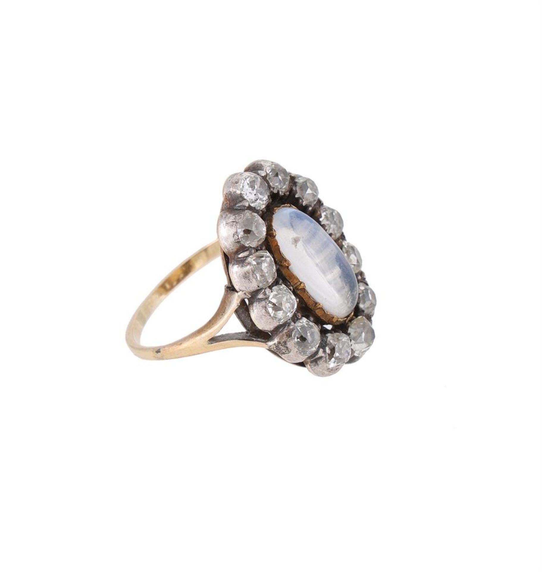 A DIAMOND AND MOONSTONE CLUSTER DRESS RING - Image 2 of 2