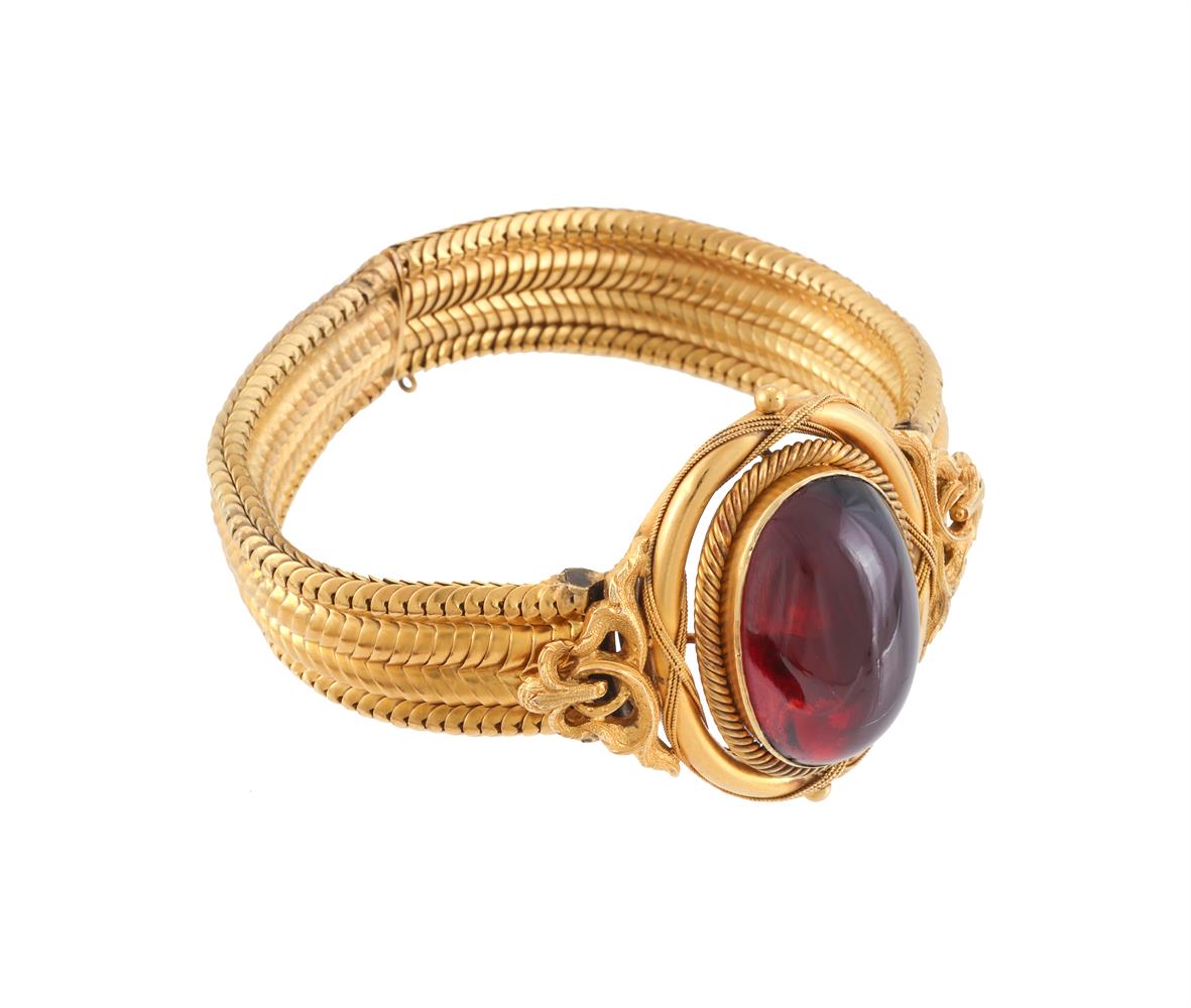 A VICTORIAN GARNET AND GOLD BRACELET, CIRCA 1870 - Image 3 of 5