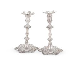 A PAIR OF GEORGE II CAST SILVER CANDLESTICKS, WILLIAM GOULD