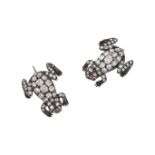 A PAIR OF DIAMOND FROG BROOCHES