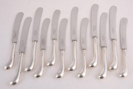 A SET OF SIX SILVER PISTOL GRIP HANDLED DESSERT AND TABLE KNIVES
