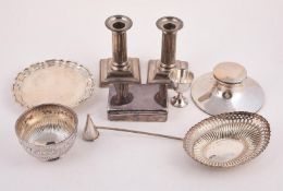 A COLLECTION OF SILVER ITEMS