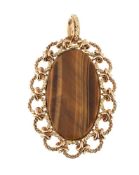 A TIGER'S EYE PENDANT, LONDON IMPORT MARK, 1973