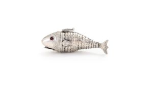 A SILVER COLOURED ARTICULATED FISH BOX, UNMARKED, 20TH CENTURY