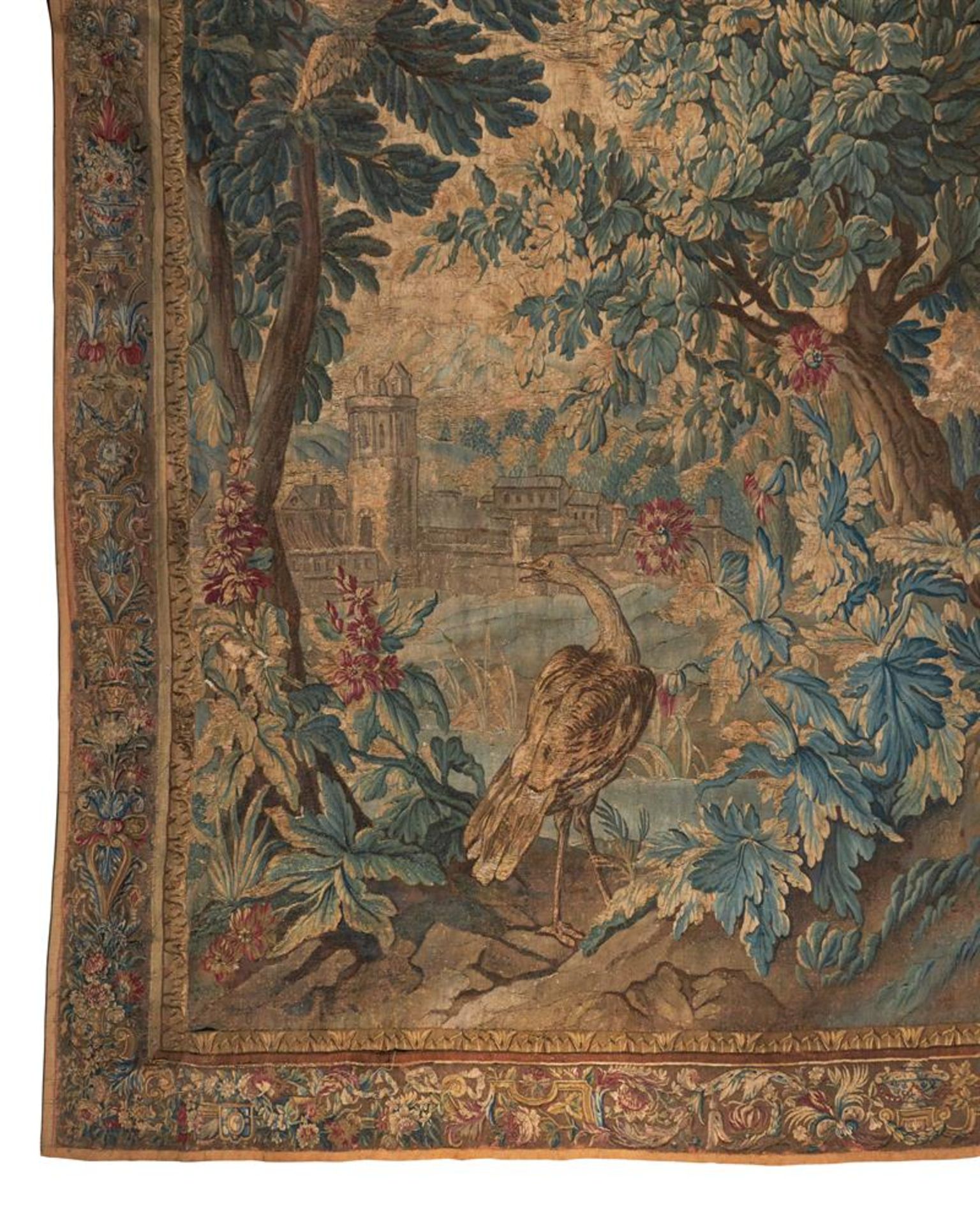 A FRENCH VERDURE TAPESTRY, EARLY 18TH CENTURY - Bild 2 aus 5