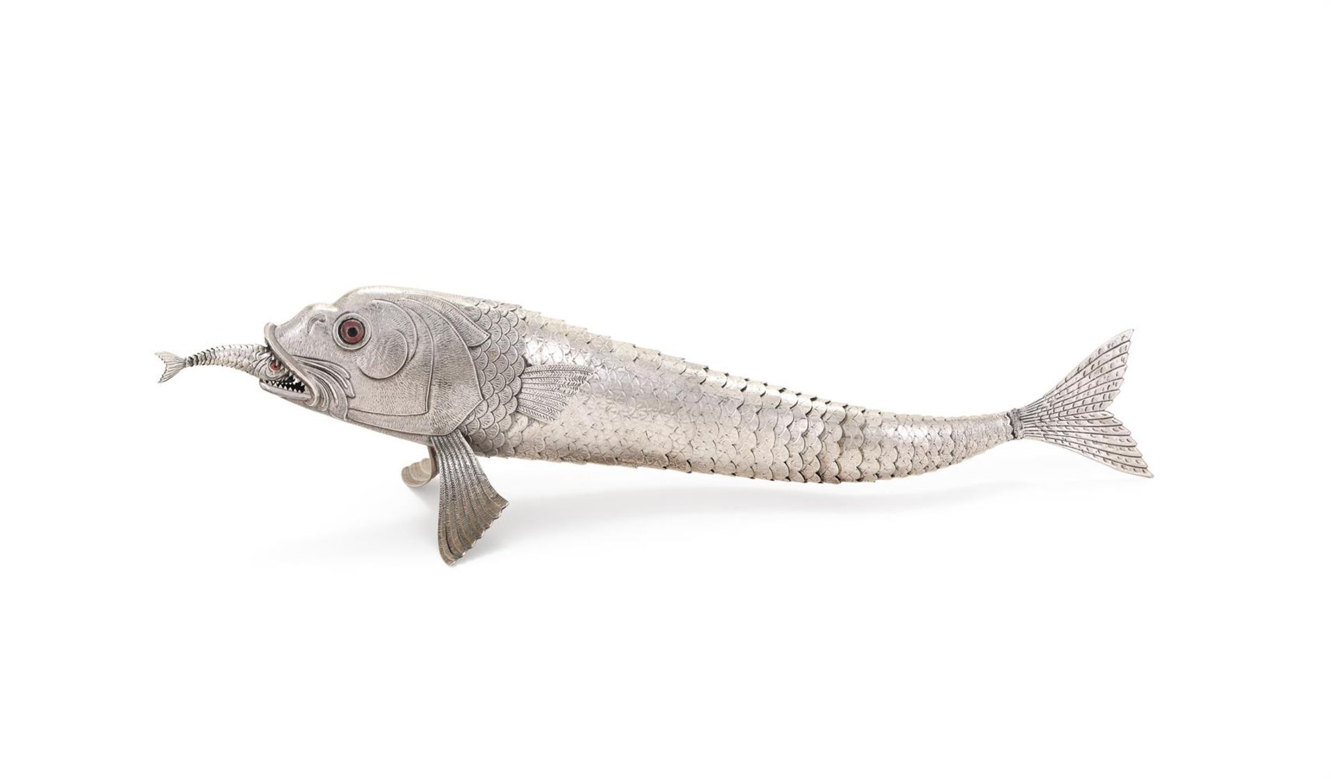 A SPANISH SILVER COLOURED ARTICULATED MODEL OF A PIKE, LOPEZ, MADRID, POST 1934 .915 STANDARD