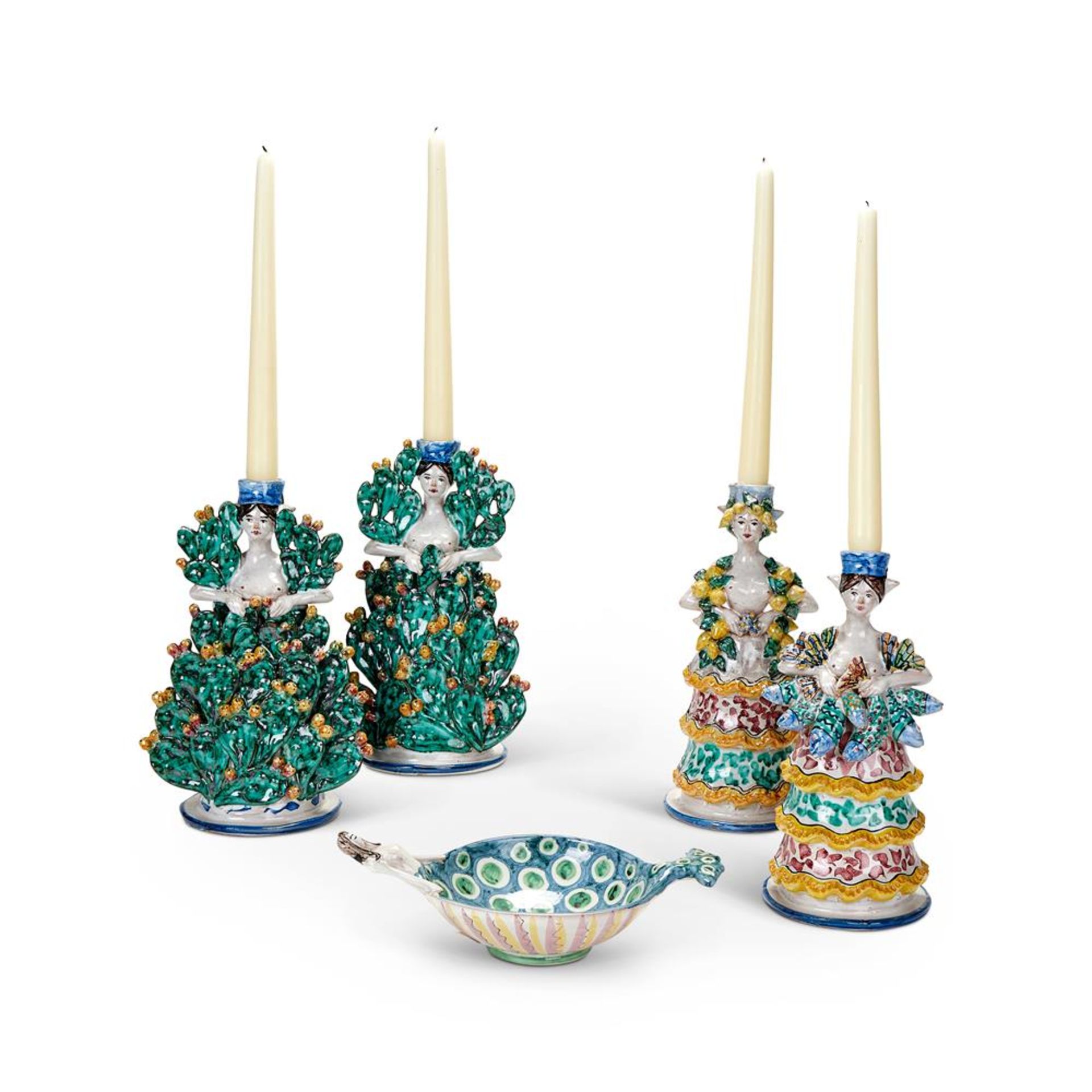 A SELECTION OF MODERN CALTAGIRONE MAIOLICA ITEMS BY ANTONIO IUDICI