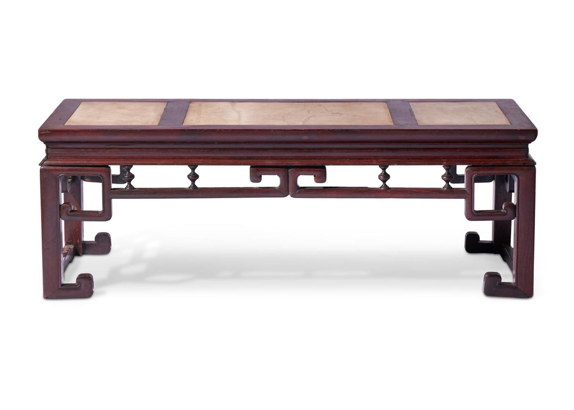 A HONGMU LOW TABLE CHINESE, LATE 19TH CENTURY - Bild 3 aus 7