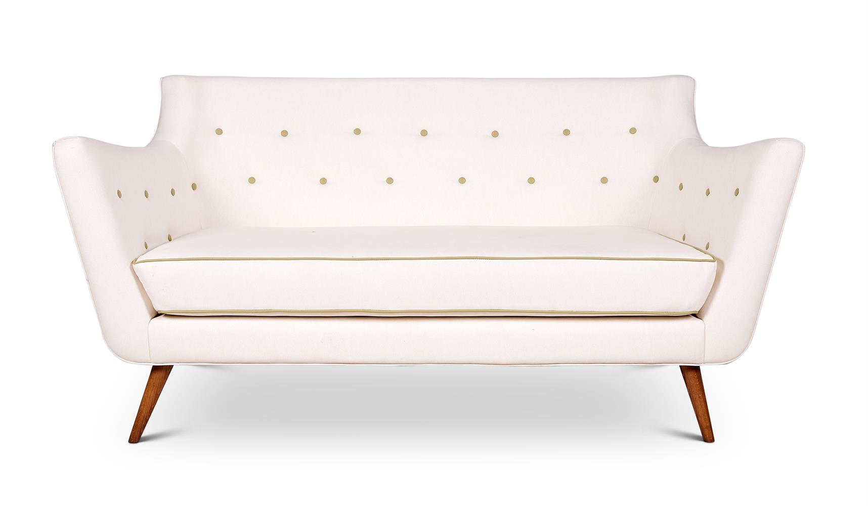 A CREAM LEATHERETTE UPHOLSTERED SOFA, MODERN, IN THE STYLE OF FINN JUHL