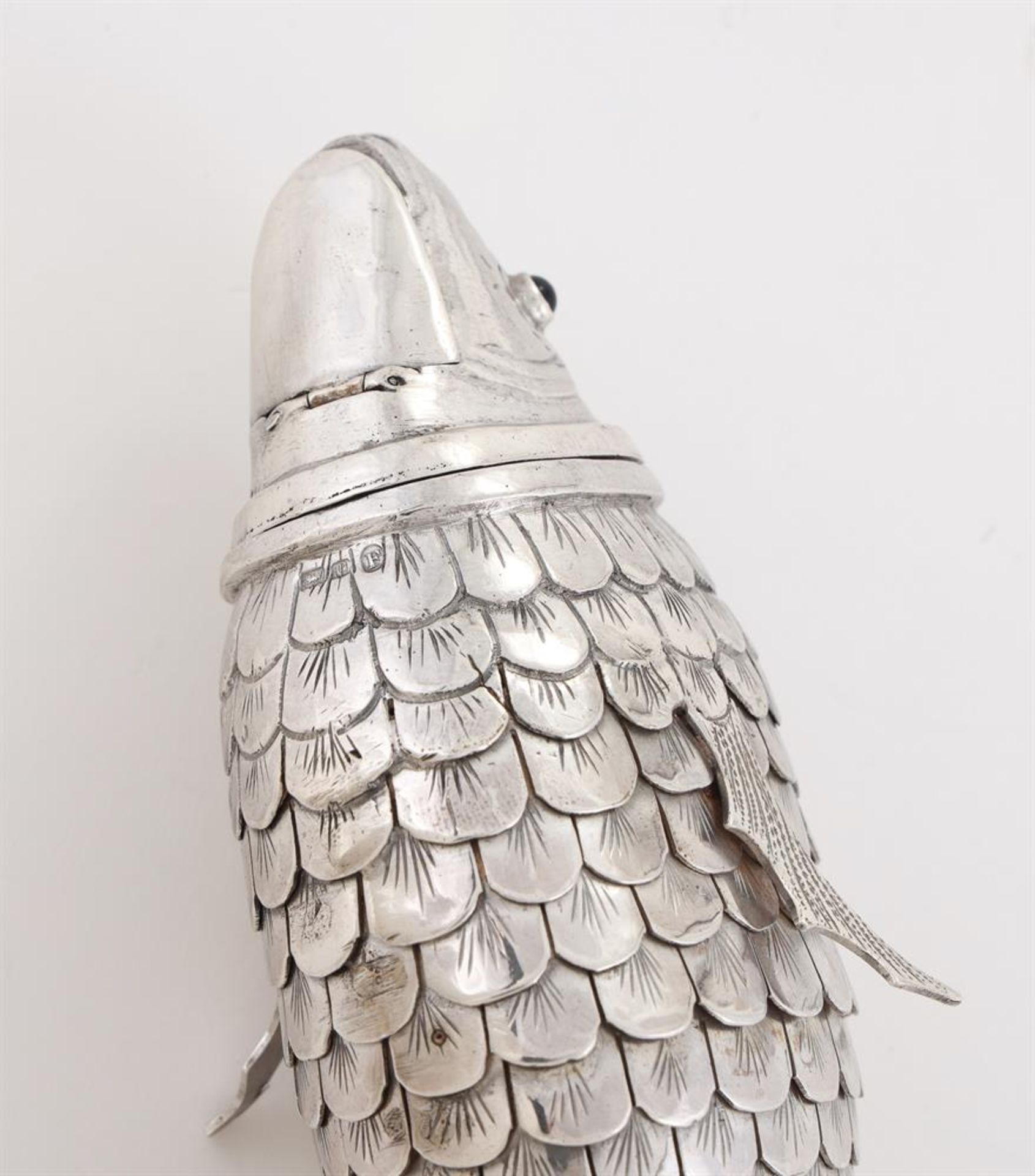 A SILVER ARTICULATED FISH BOX, SPONSOR'S MARK FOR I. S. GREENBERG & CO. - Image 2 of 3