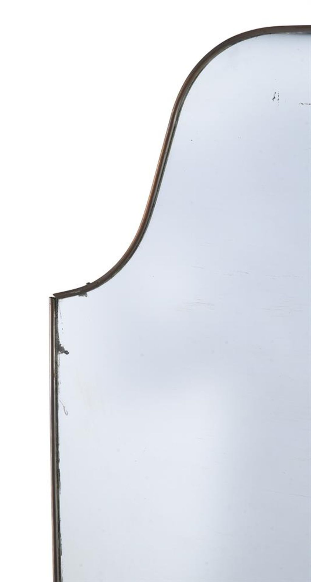 A BRASS FRAMED SHIELD SHAPED MIRROR ITALIAN - Bild 2 aus 3