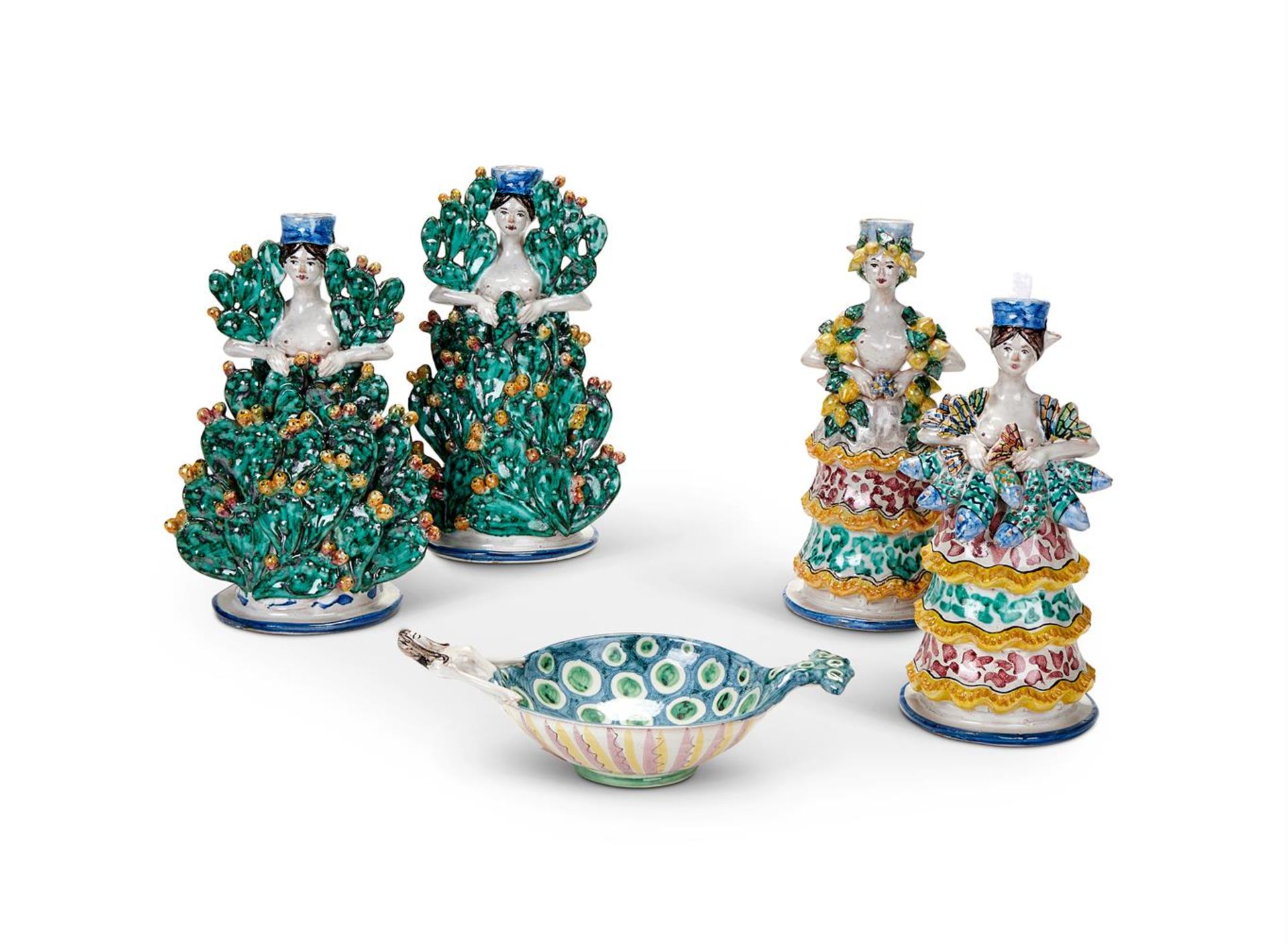 A SELECTION OF MODERN CALTAGIRONE MAIOLICA ITEMS BY ANTONIO IUDICI - Image 2 of 3