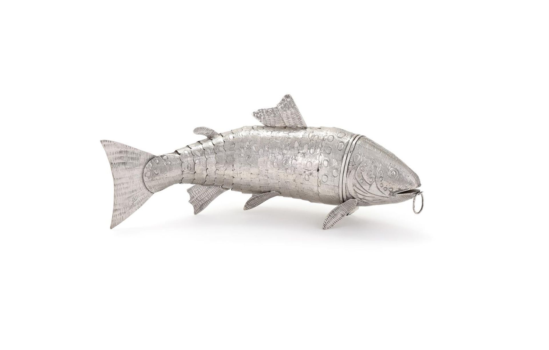 A SILVER COLOURED ARTICULATED MODEL OF A SALMON, UNMARKED, 20TH CENTURY