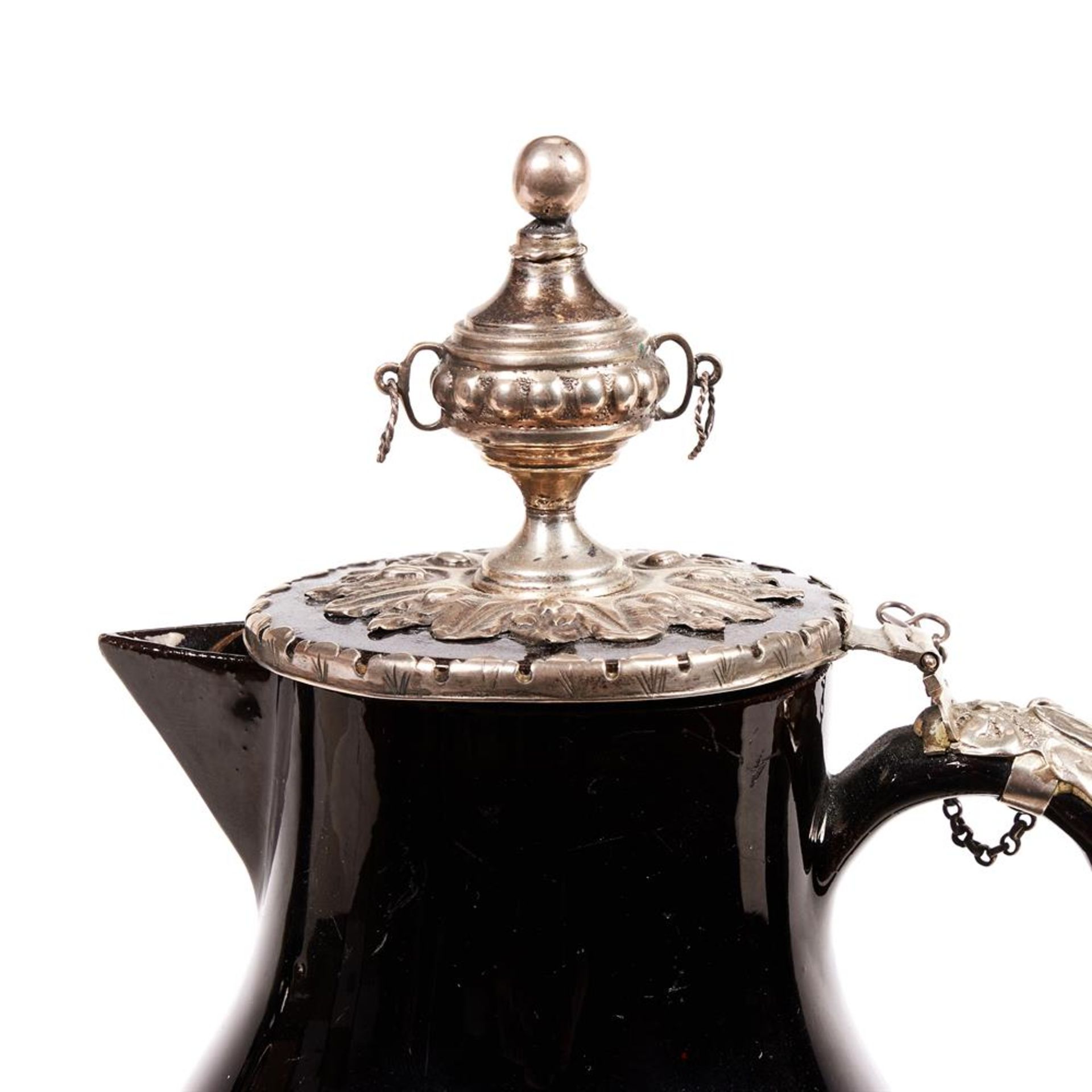 A GROUP OF LOW COUNTRIES BLACK GLAZED POTTERY, SILVER MOUNTED TEA AND COFFEE WARES (TERRE DE NAMUR) - Bild 6 aus 6