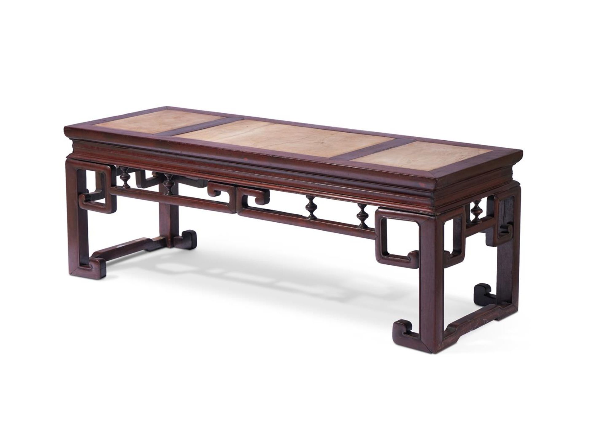 A HONGMU LOW TABLE CHINESE, LATE 19TH CENTURY - Bild 2 aus 7