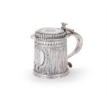 A 17TH CENTURY SILVER TANKARD, TIMOTHY LEY, LONDON, CIRCA 1690