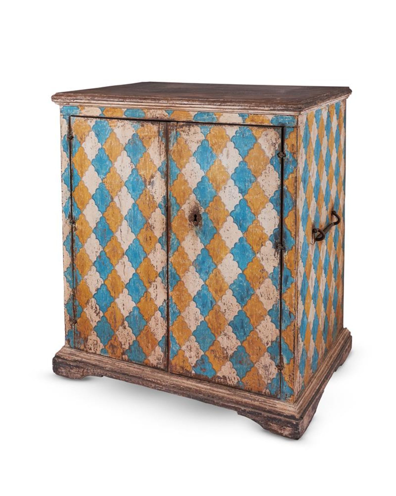 AN ITALIAN PAINTED SIDE CABINET, PROBABLY TUSCAN, 18TH CENTURY - Image 3 of 17