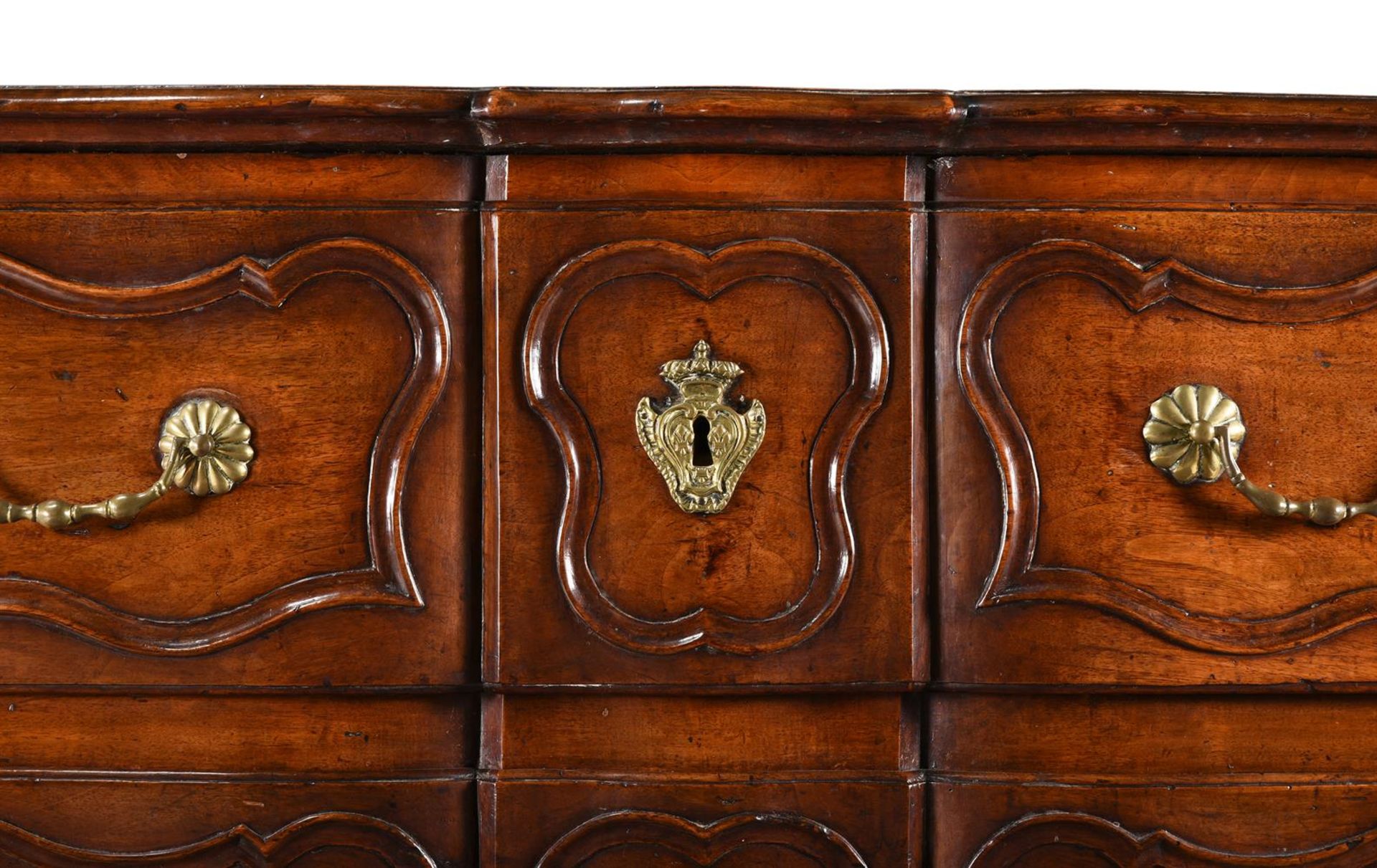 A LOUIS XV WALNUT COMMODE, SECOND HALF 18TH CENTURY - Image 3 of 4