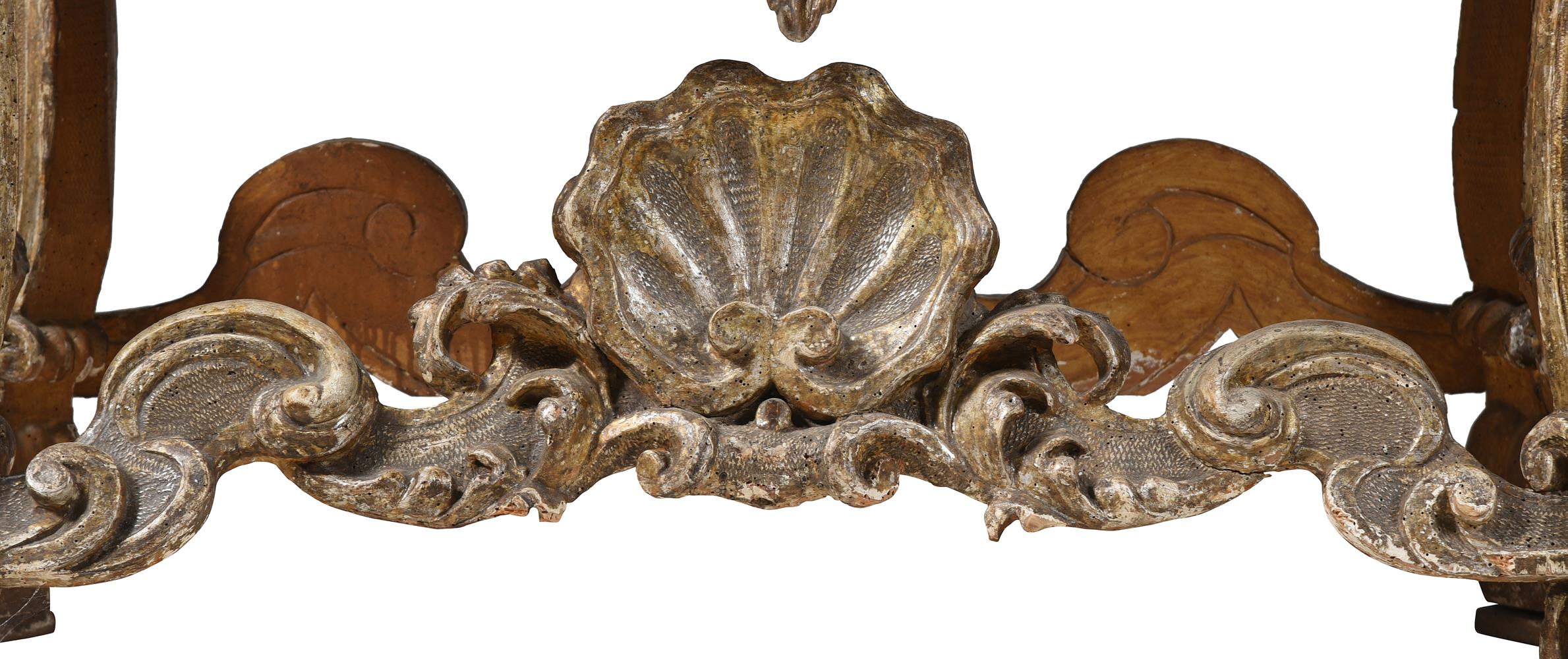 A CARVED GILTWOOD AND LUMACHELLA MARBLE CONSOLE TABLE, ITALIAN, FIRST HALF 18TH CENTURY - Image 5 of 6