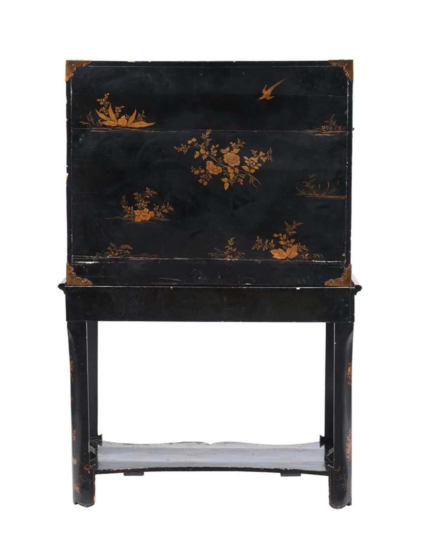 A BLACK LACQUER AND GILT CHINOISERIE DECORATED CABINET ON STAND, 18TH CENTURY - Image 5 of 7