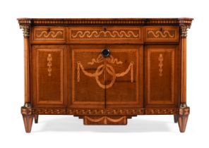 Y A DUTCH SYCAMORE, SPECIMEN MARQUETRY AND GILT METAL MOUNTED COMMODE, LAST QUARTER 18TH CENTURY